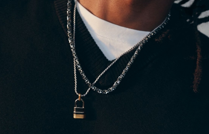 Layering 1933 necklaces