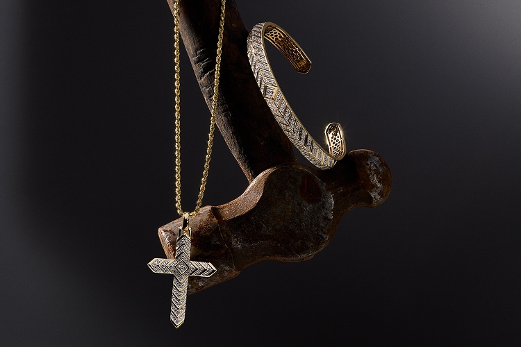 shop new chains and necklaces from the 1933 by esquire collection at Jared