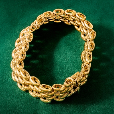 Shop gold bracelets