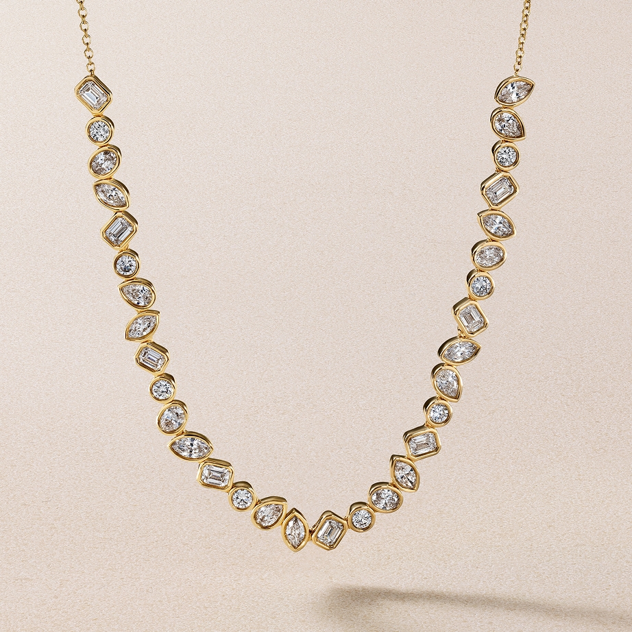 Shop gold necklaces, chains and pendants