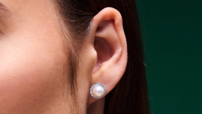 Learn more anniversary gemstones
