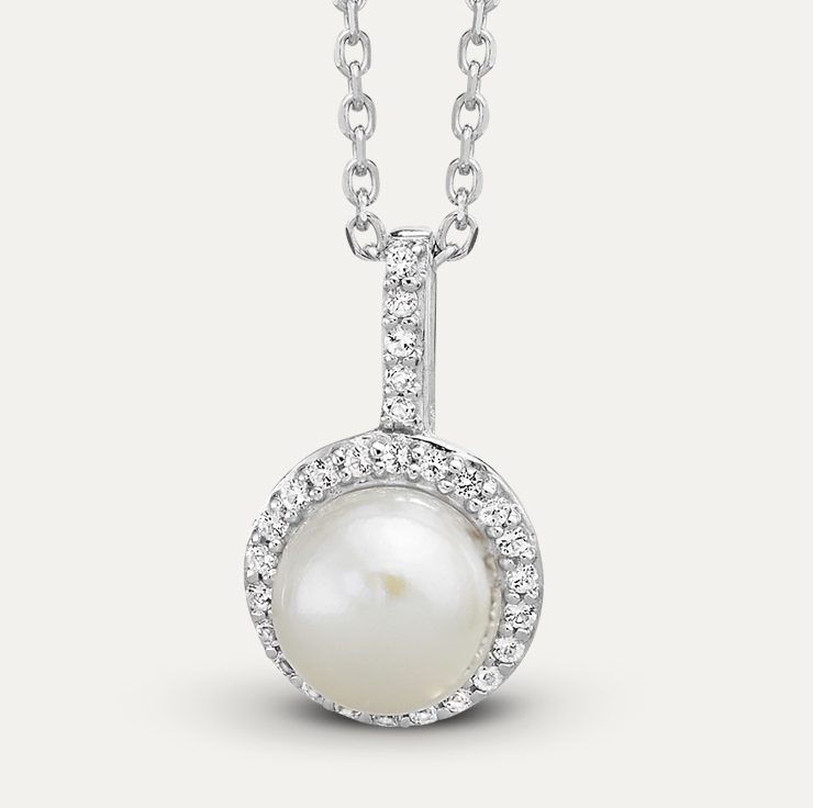 Shop all cultured pearl necklaces at Jared