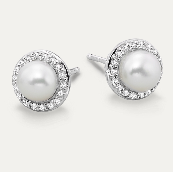 Shop all cultured pearl earrings at Jared