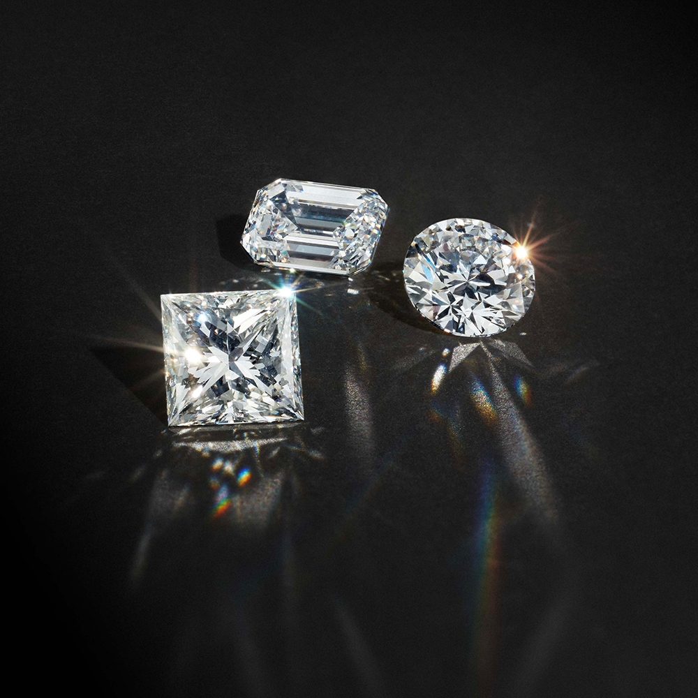 Shop Storied Diamond loose diamonds.