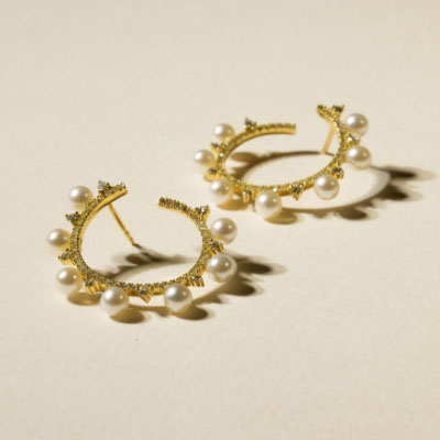 Shop statement earrings for weddings at Jared