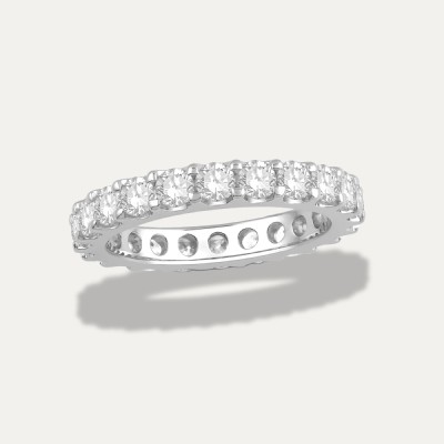 Shop the Brilliant Moments® collection and eternity bands. 