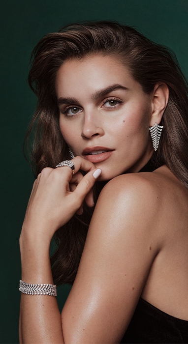 Model wearing Brilliant Moments jewelry from Jared