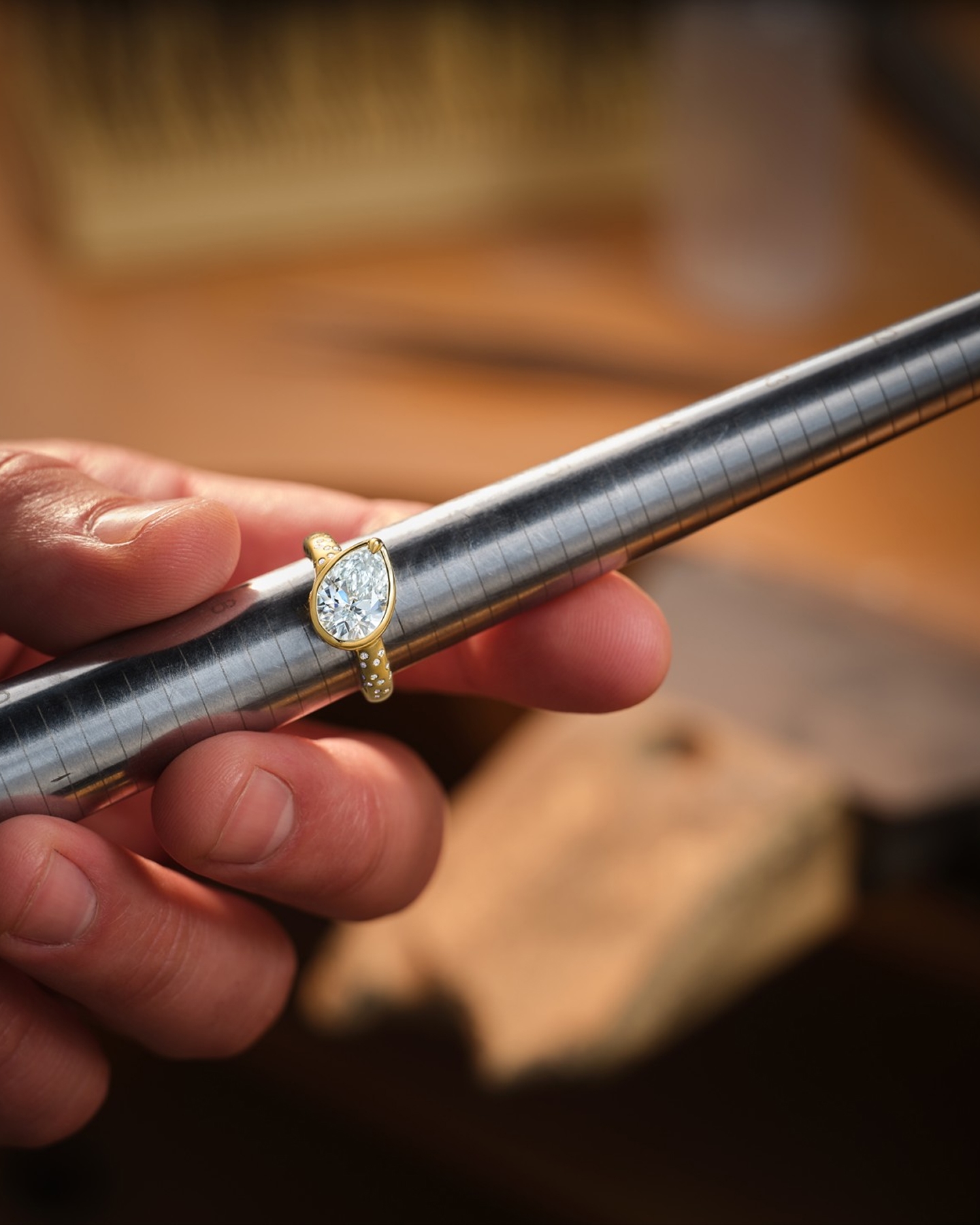 Learn how to resize your ring with Jared