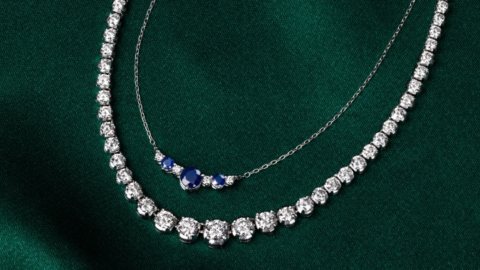 Learn about how to style diamond necklaces and pendants