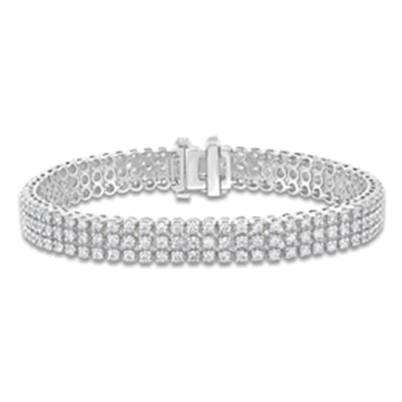 Shop natural diamond tennis bracelets in all gold colors and karats