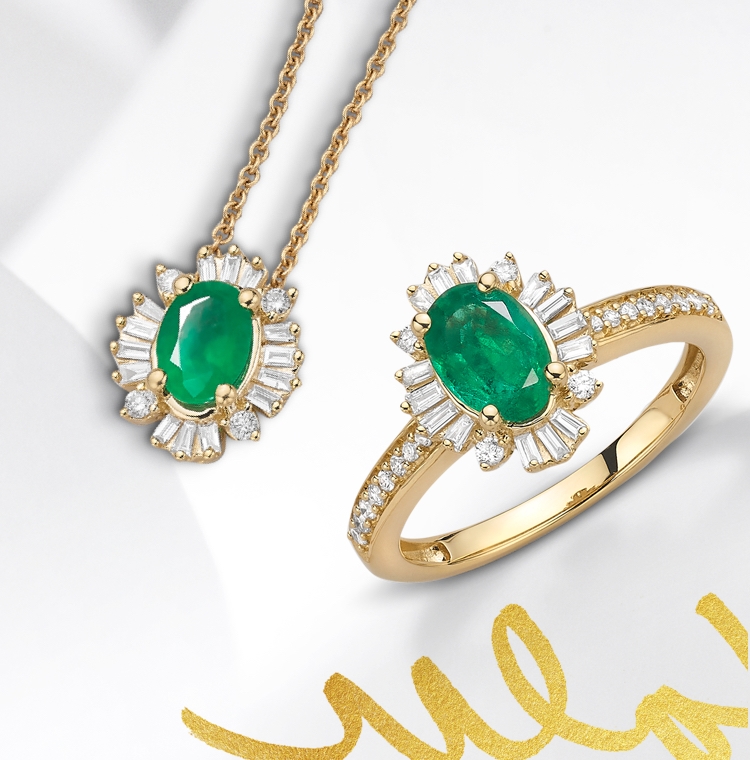 Vintage metal /& lowend emerald necklace earrings Ring bracelet set