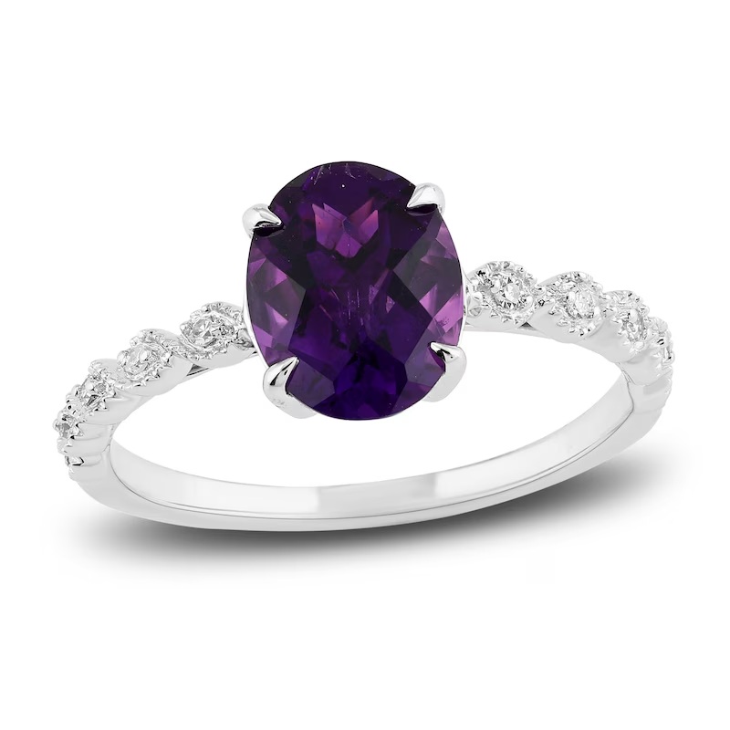 Image of an amethyst gemstone engagement ring.
