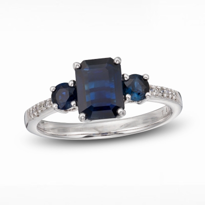 Image of a blue sapphire engagement ring.