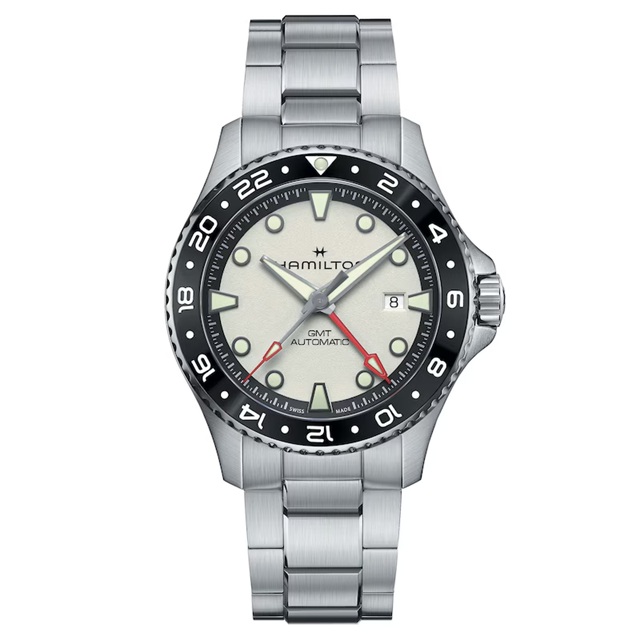 Shop dive watches at Jared