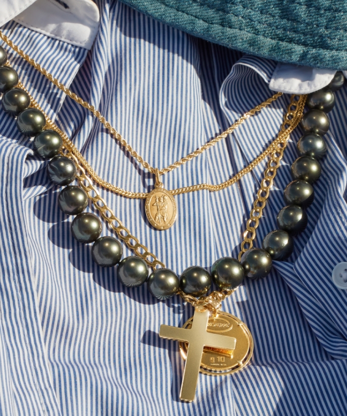 Shop layering necklaces at Jared