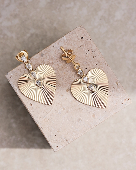 Shop Jared exclusive jewelry styles from Shy Creation