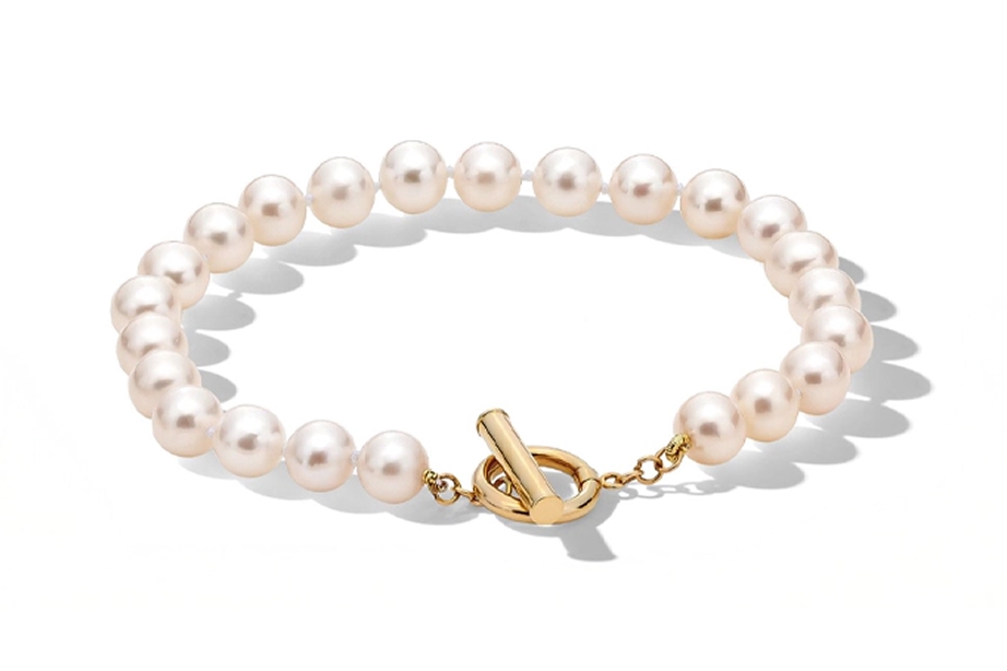 Cultured pearl toggle bracelet