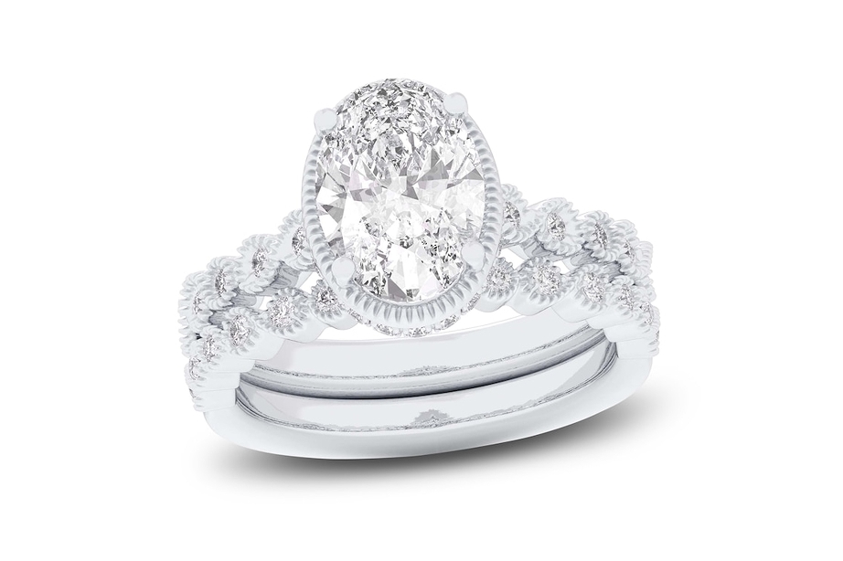 Shop all vintage-inspired bridal sets at Jared.