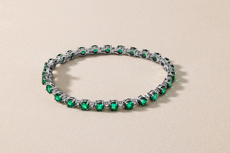 White gold platinum emerald bracelet