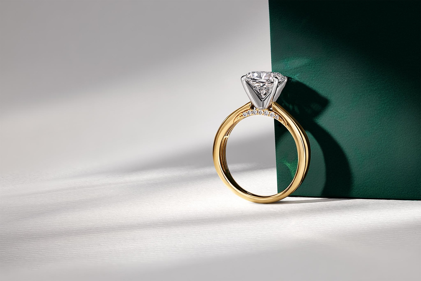 Profile of a yellow gold engagement ring