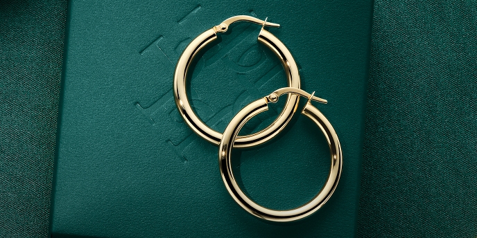 Shop all hoop earring gifts