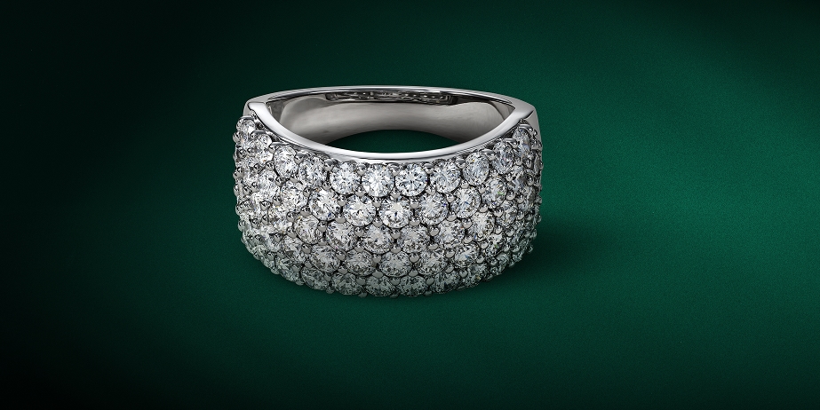 Shop women's lab-grown diamond wedding rings