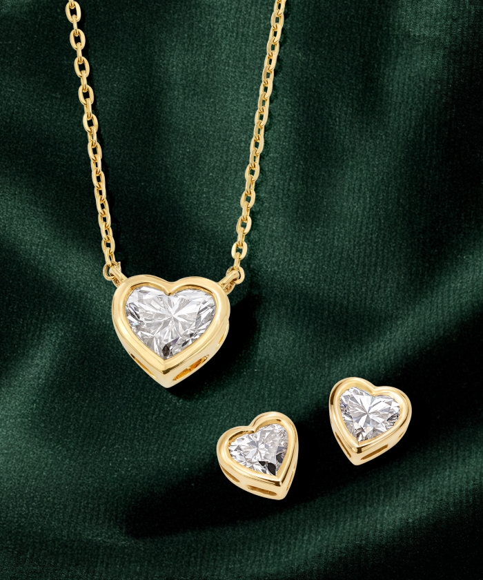 Explore featured heart jewelry gifts 