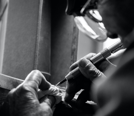 Jared craftsman working on a custom piece of jewelry