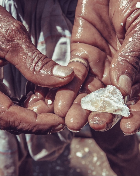 Rough loose diamond part of the World Diamond council