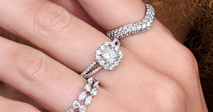 Learn more about princess cut engagement rings