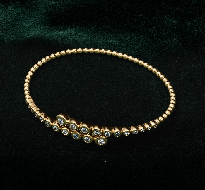 Shop anniversary bracelets at Jared