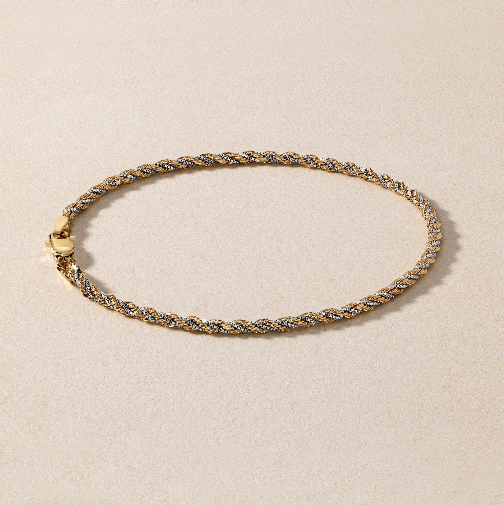 Shop chain bracelets at Jared