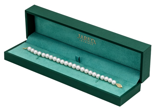 Learn how to clean cultured pearls
