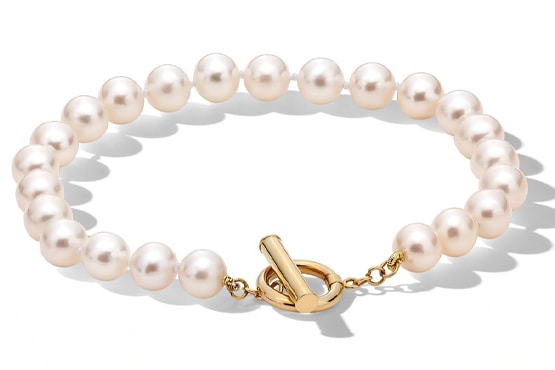 Shop all cultured pearl jewelry