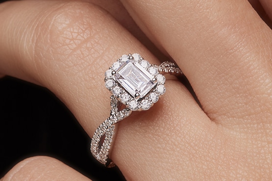 Emerald cut engagement rings