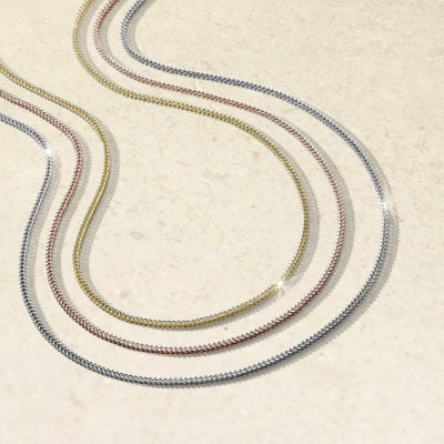 Image of necklace chains from Jared.