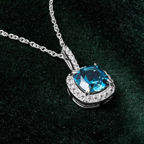 Shop Gifts Under $500
