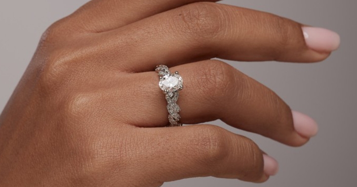 Learn why oval diamonds are a popular choice for engagement rings
